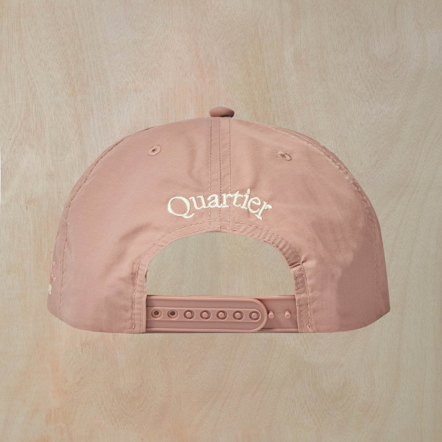 Quartier x AU - Hat